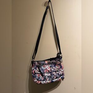 Bueno Collection Multi-color Paisley Floral Print Crossbody Bag GUC